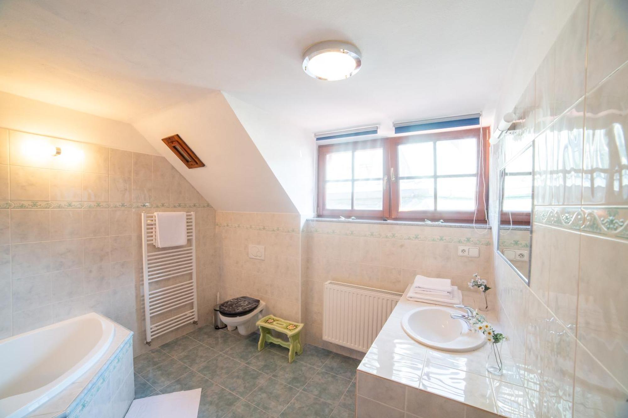 Rezidence Plesivec - Rodinny Apartman S 3 Loznicemi Český Krumlov Exteriör bild
